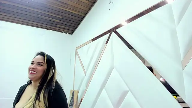 Faehlis   online show from January 13, 3:45 am