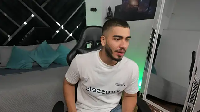 Snapshot of Franco_banderas chatting on January 10, 3:36 pm Franco banderas online show from January 10, 3:36 pm