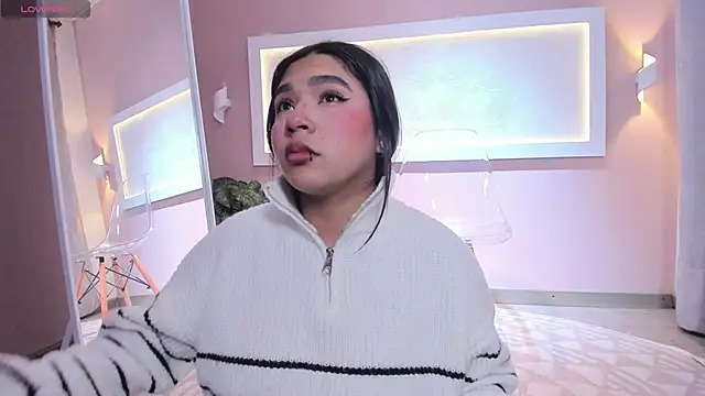 Mylarossi online show from December 16, 3:50 pm