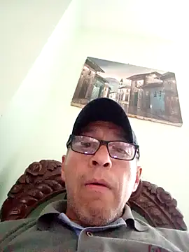 Snapshot of JRAdams23 chatting on December 15, 7:51 pm JRAdams23 online show from December 15, 7:51 pm