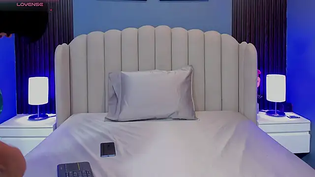 Miia cute18 online show from December 5, 12:25 pm