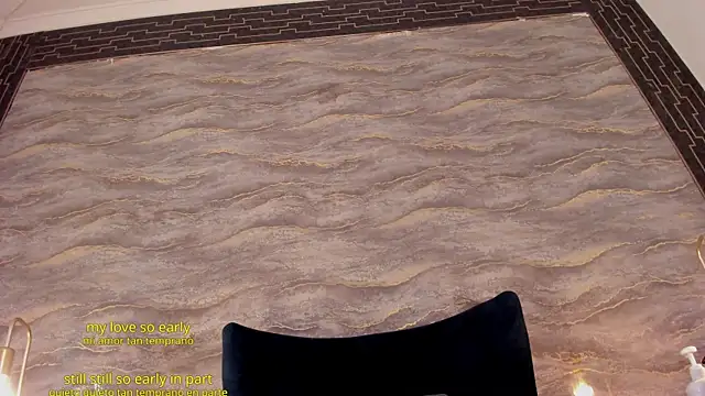 Mia Luxor online show from May 30, 11:40 am