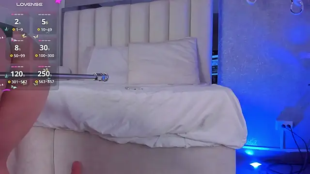 CloeParker  online show from December 16, 11:26 am