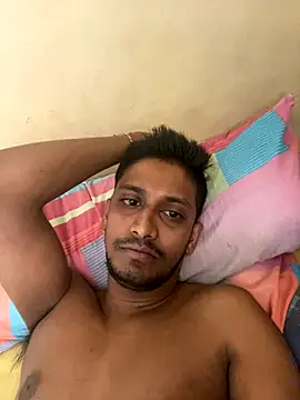 Snapshot of TappedUpdraft chatting on December 1, 6:51 am TappedUpdraft online show from December 1, 6:51 am