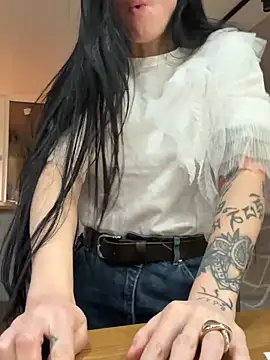 Ruby yy online show from December 5, 7:43 pm