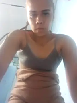 Isabella Evanss online show from April 23, 8:22 pm