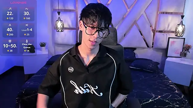 Snapshot of atlasvg chatting on December 15, 8:02 pm atlasvg online show from December 15, 8:02 pm