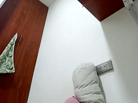 am cvo1824 online show from December 15, 1:43 am