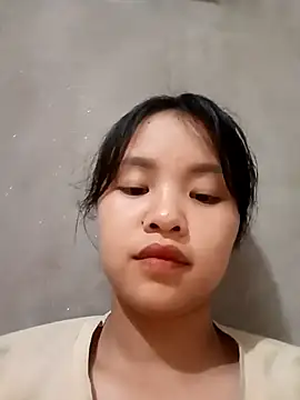 Pretty-haert online show from April 14, 2:45 pm