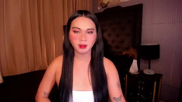 Snapshot of asianhugecockjulia chatting on February 25, 1:43 pm asianhugecockjulia online show from February 25, 1:43 pm