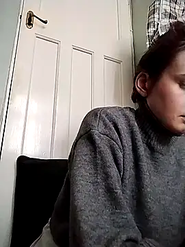 Snapshot of Amy01112 chatting on March 18, 4:43 pm Amy01112 online show from March 18, 4:43 pm