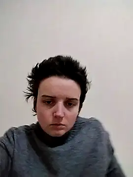 Snapshot of Amy01112 chatting on April 1, 1:28 am Amy01112 online show from April 1, 1:28 am