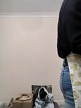 Snapshot of Amy01112 chatting on April 16, 9:39 pm Amy01112 online show from April 16, 9:39 pm