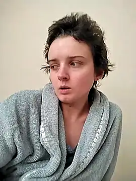 Snapshot of Amy01112 chatting on April 24, 3:58 pm Amy01112 online show from April 24, 3:58 pm