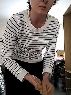 Snapshot of Amy01112 chatting on May 11, 2:45 pm Amy01112 online show from May 11, 2:45 pm
