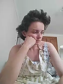 Snapshot of Amy01112 chatting on June 21, 2:30 pm Amy01112 online show from June 21, 2:30 pm