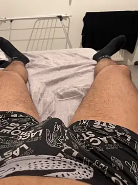 Snapshot of grosqueue3838 chatting on December 3, 3:10 pm grosqueue3838 online show from December 3, 3:10 pm