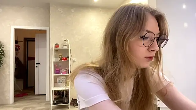 MargyDejong online show from December 16, 2:11 pm