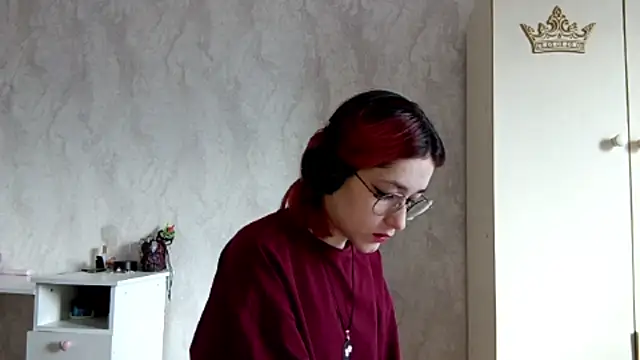 LinaWatter online show from December 16, 8:30 am