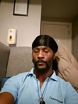 Emmanuelninja online show from January 12, 10:59 pm