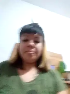 Snapshot of Mica321ok chatting on December 17, 3:01 am Mica321ok online show from December 17, 3:01 am