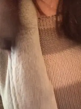 gatitachula93 online show from February 23, 2:25 pm