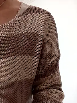 gatitachula93 online show from February 24, 1:53 pm