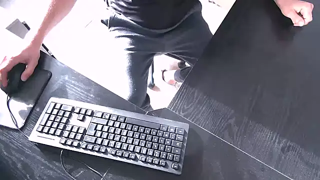 TRESBONNEBITE online show from February 12, 3:07 pm