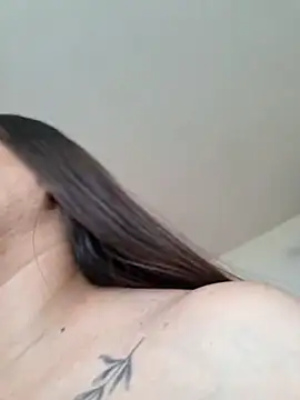 Snapshot of adele_69 chatting on December 17, 5:08 pm adele 69 online show from December 17, 5:08 pm