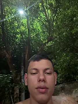 Snapshot of Latin_boys79 chatting on February 20, 6:26 am Latin boys79 online show from February 20, 6:26 am