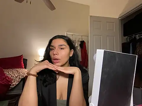 lunabellaX0 online show from February 23, 4:43 am