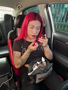 Snapshot of Scarlett_firee chatting on December 15, 5:39 pm Scarlett firee online show from December 15, 5:39 pm