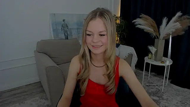 MidnighteAura online show from June 28, 11:38 am