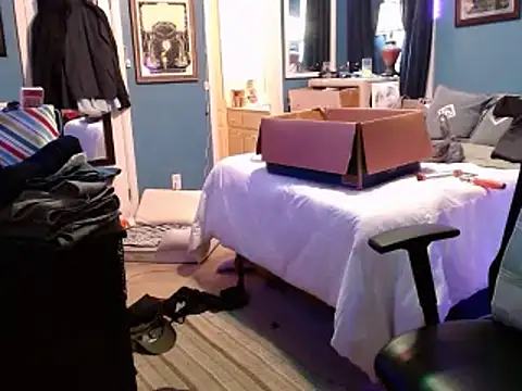 BamaBoi40AL online show from December 21, 1:18 pm