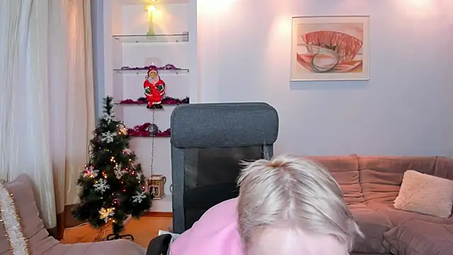 KamillaJei online show from December 17, 6:19 am