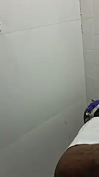 Snapshot of Cbelite1 chatting on February 23, 10:34 am Cbelite1 online show from February 23, 10:34 am