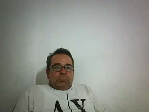 Riatarica69 online show from December 1, 1:05 pm