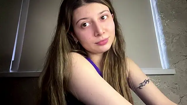 Snapshot of lunary_dr chatting on December 14, 1:16 pm lunary dr online show from December 14, 1:16 pm