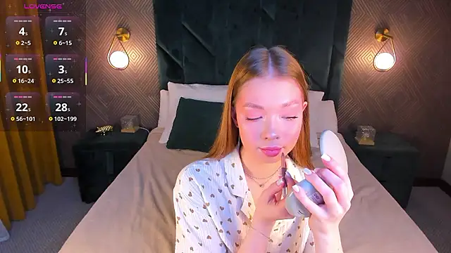 Tessa Sunn online show from January 12, 1:11 am