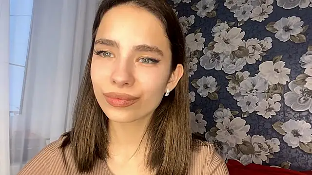 Snapshot of FranceHoder chatting on January 12, 2:00 pm FranceHoder online show from January 12, 2:00 pm