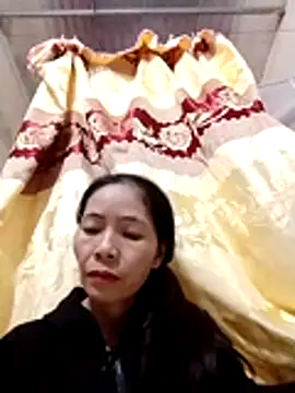 Snapshot of Cool-iponk chatting on December 14, 12:21 pm Cool-iponk online show from December 14, 12:21 pm