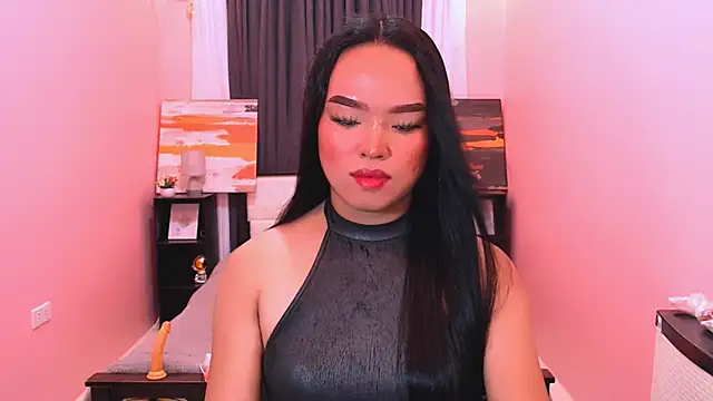 Fantacyloverr online show from April 8, 10:15 am