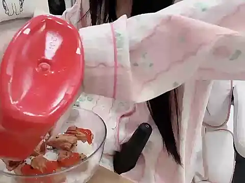 Snapshot of Yuyu-baobei chatting on February 12, 1:55 am Yuyu-baobei online show from February 12, 1:55 am