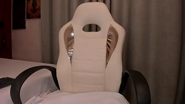 Miss dare online show from March 17, 10:18 am