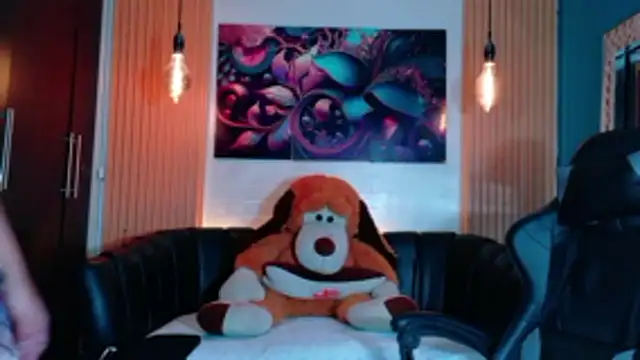 StormLuxX online show from March 13, 7:31 pm