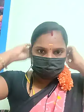 Snapshot of Tamil_Pallavi chatting on February 14, 5:59 am Tamil Pallavi online show from February 14, 5:59 am