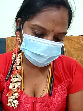 Snapshot of Tamil_Pallavi chatting on February 17, 12:29 am Tamil Pallavi online show from February 17, 12:29 am