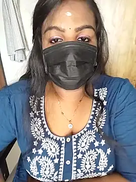 Snapshot of Tamil_Shara chatting on July 18, 11:58 am Tamil Shara online show from July 18, 11:58 am