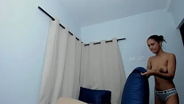 Samantha luv  online show from March 20, 6:57 pm