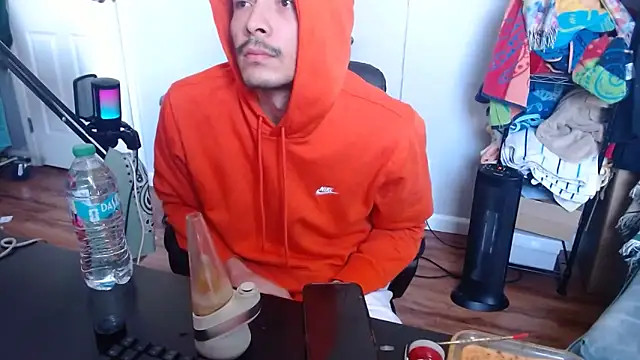 Snapshot of Longdforya chatting on March 12, 5:19 pm Longdforya online show from March 12, 5:19 pm